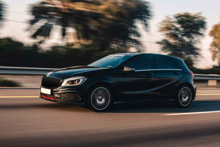 Wie gehen BMW, Audi und Mercedes mit der Gestaltung der Kotflügel um 2026?